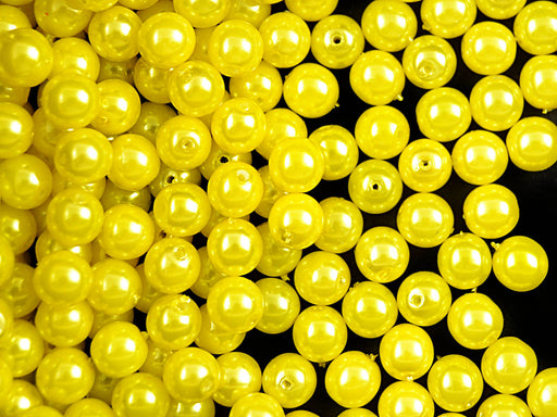 50 pcs Round Pearl Beads, 6mm, Pastel Yellow, Czech Glass
