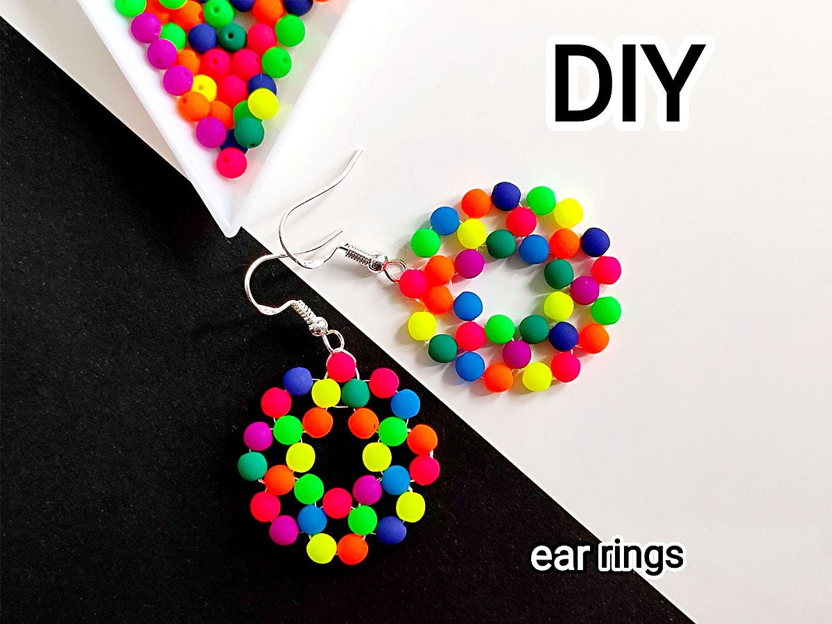 Bead earrings in 10 minutes. Step by step tutorial by ScaraBeads