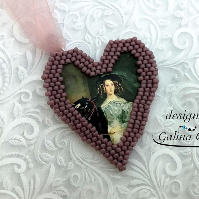 DIY: How to Make Beaded Heart Pendant with Secret
