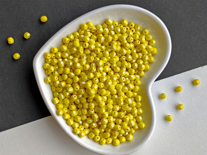 100 pcs Fire Polished Faceted Beads Round, 4mm, Lemon Luster (Opaque Yellow Luster), Czech Glass