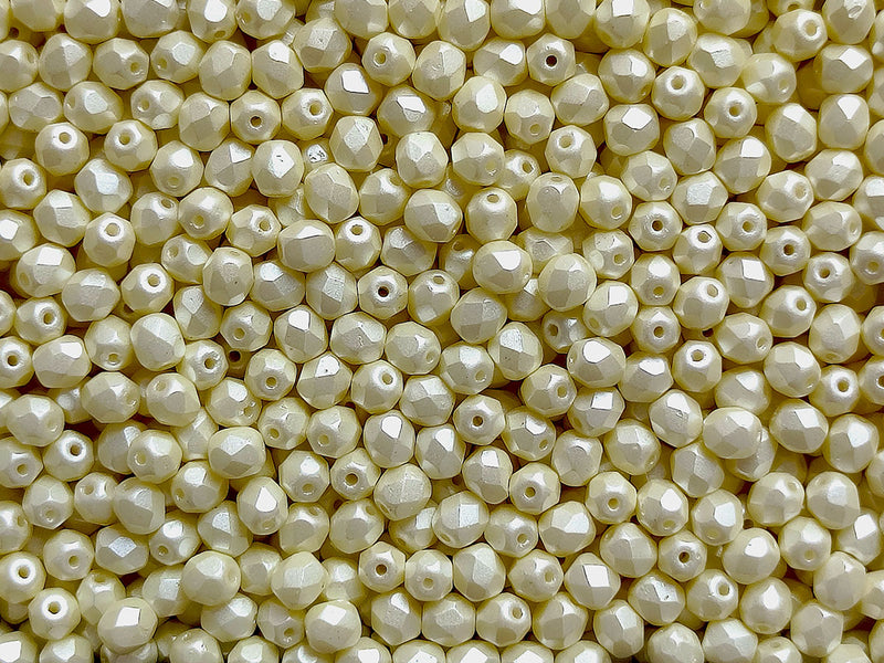 100 pcs Fire Polished Faceted Beads Round, 4mm, Pastel Light Cream, Czech Glass