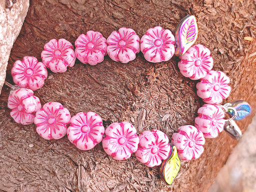 100 pcs Hibiscus Flower Beads 9 mm, Chalk White with Fuchsia Decor, Czech Glass