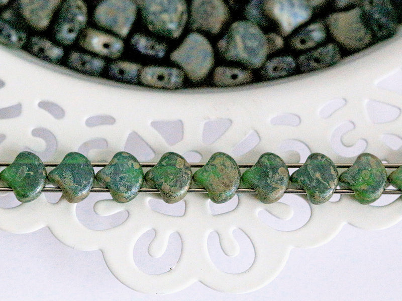 30 pcs Ginko Beads 7.5x7.5x3.4 mm, 2 Holes, Chrysolite Rembrandt Matte, Czech Glass