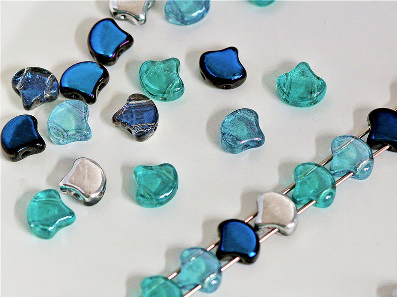 30 pcs Ginko Beads 7.5x7.5x3.4 mm, 2 Holes, Mix Blue Silver, Czech Glass