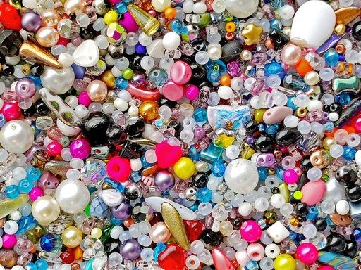 40 g Mix Glass Beads Bad Quality, Different Shapes and Sizes