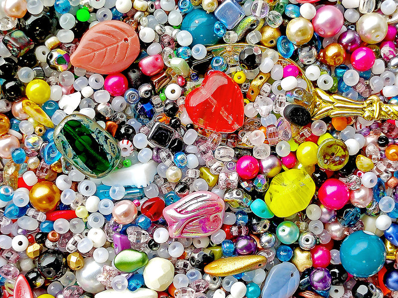 40 g Mix Glass Beads Bad Quality, Different Shapes and Sizes