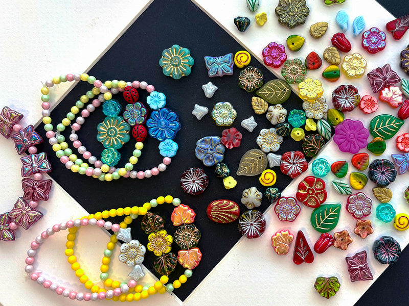 65 g Mix Beads , Flowers & Leaves, Czech Glass