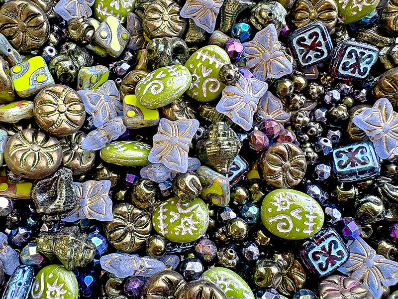 65 g (2,29 oz) Unique Mix of Czech Glass Beads for Jewelry Making, Beads & Bead assortments. Pressed Beads, Matubo, Rocailles et al. Mixed Shapes and Size, Composition Sparkling Feria