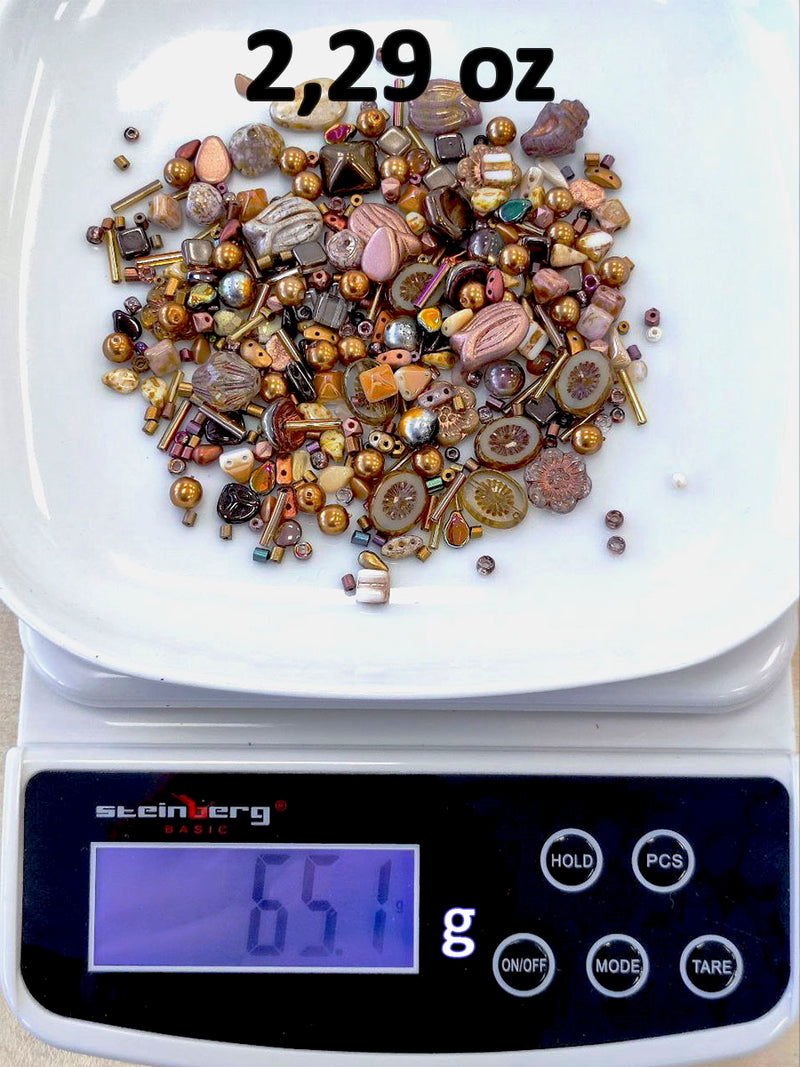 65 g (2,29 oz) Unique Mix of Czech Glass Beads for Jewelry Making, Beads & Bead assortments. Table Cut, Pressed Beads, Matubo, Rocailles et al. Mixed Shapes and Size, Composition Salt Caramel