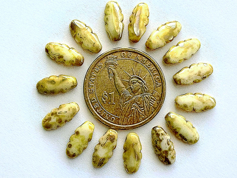 15 pcs Serrated Dagger Beads 6x13 mm, Alabaster Picasso, Czech Glass