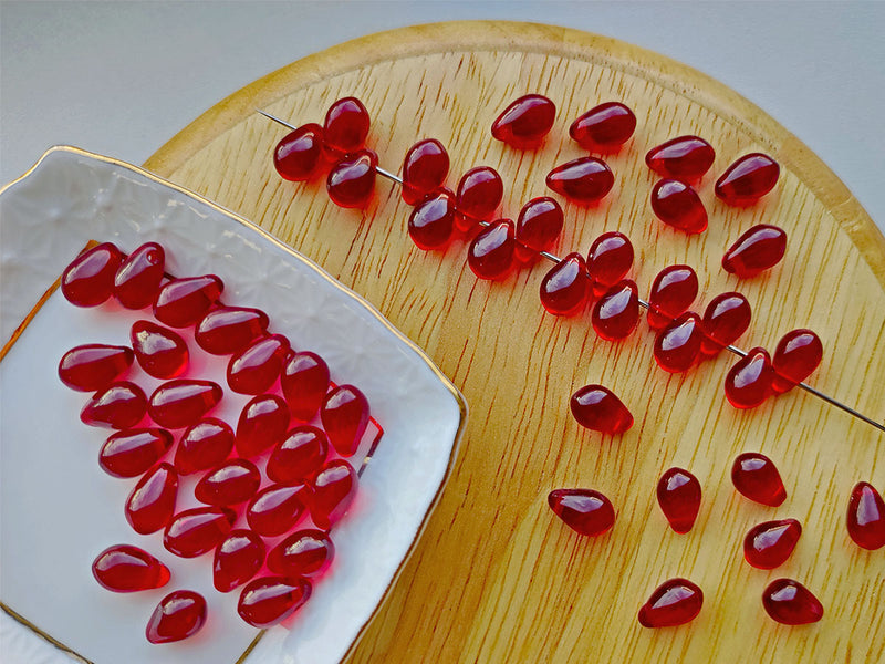 30 pcs Teardrop Beads 6x9 mm, Dark Ruby, Czech Glass