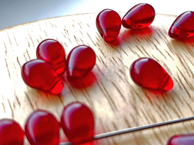 30 pcs Teardrop Beads 6x9 mm, Dark Ruby, Czech Glass