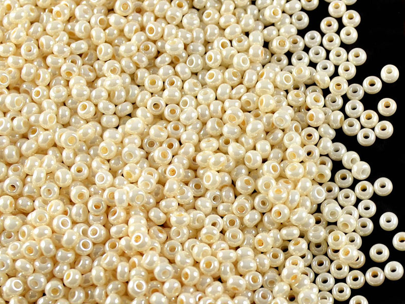 20 g 10/0 Seed Beads Preciosa Ornela, Beige Opaque, Czech Glass
