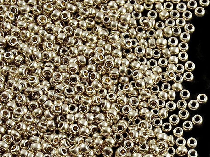 20 g 10/0 Seed Beads Preciosa Ornela, White Gold Metallic, Czech Glass