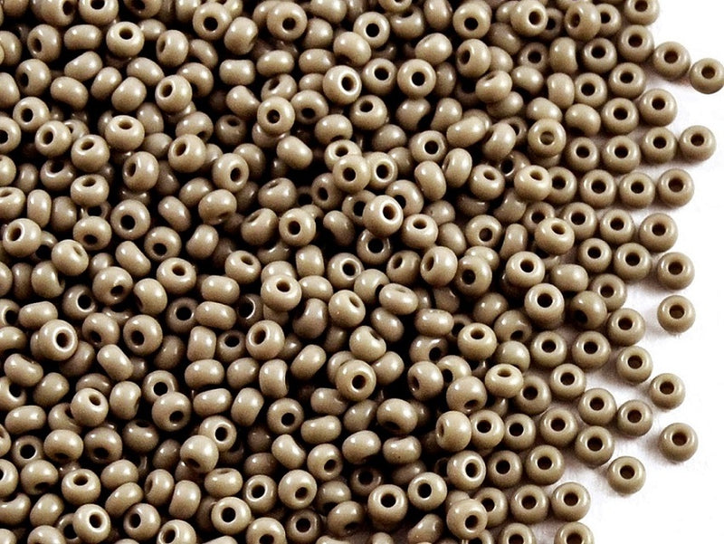 20 g 10/0 Seed Beads Preciosa Ornela, Gray Natural Opaque, Czech Glass