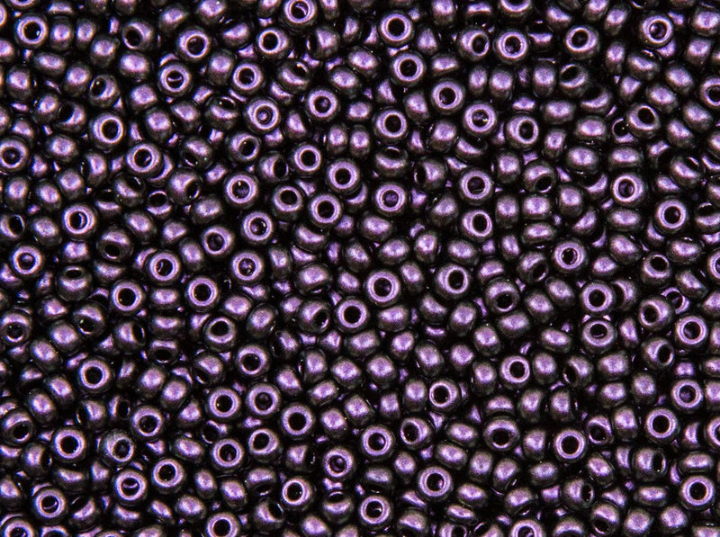 Rocailles 10/0 Jet Polychrome Black Currant Czech Glass Purple