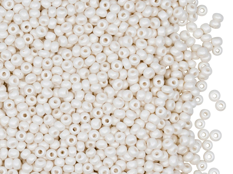 Rocailles Seed Beads 10/0, Pastel Cream Pearl, Czech Glass