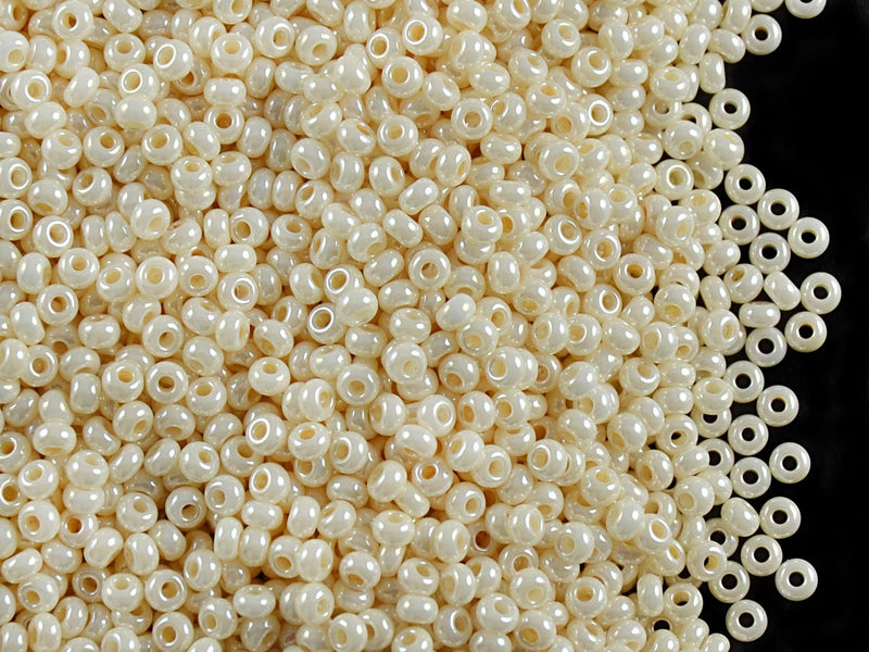 20 g 10/0 Seed Beads Preciosa Ornela, Cream Shell Opaque Lustered, Czech Glass