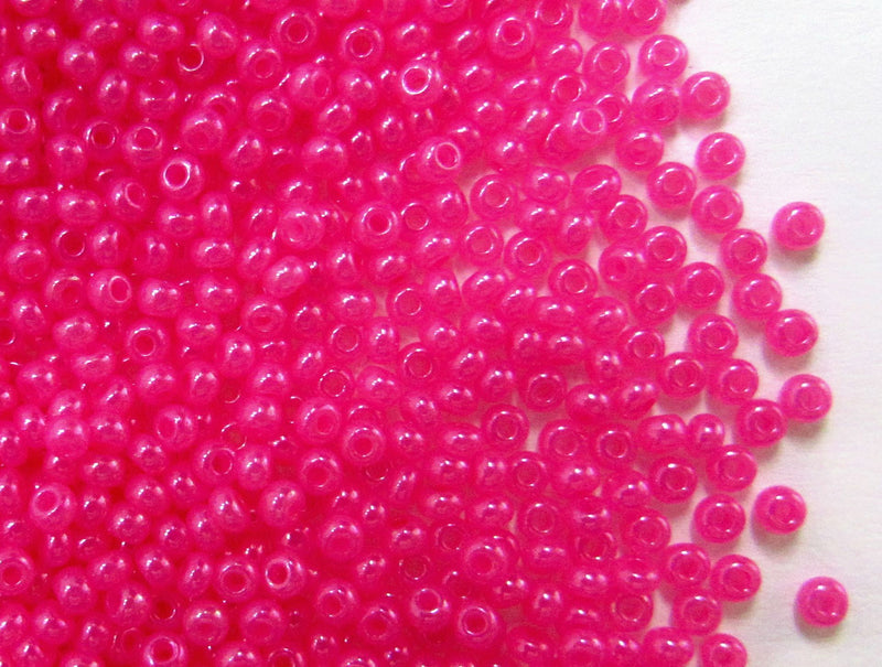 20 g 10/0 Seed Beads Preciosa Ornela, Alabaster Hot Pink, Czech Glass