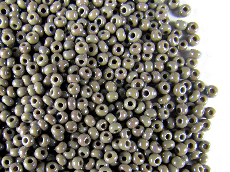 20 g 10/0 Seed Beads Preciosa Ornela, Gay Opaque Rainbow, Czech Glass