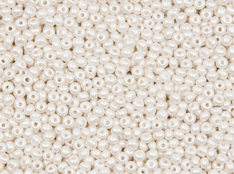 Rocailles 11/0 White Pearl Czech Glass White