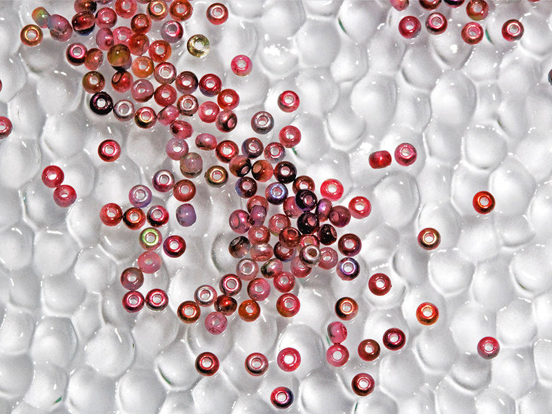 20 g Rocailles Seed Beads 11/0, White Alabaster Magic Apple, Czech Glass
