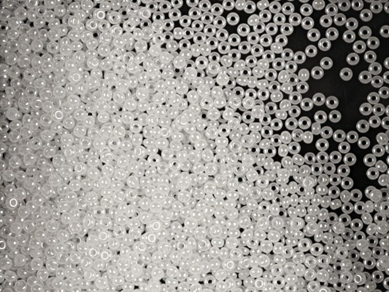 20 g 11/0 Seed Beads Preciosa Ornela, White Opal Pearl, Czech Glass