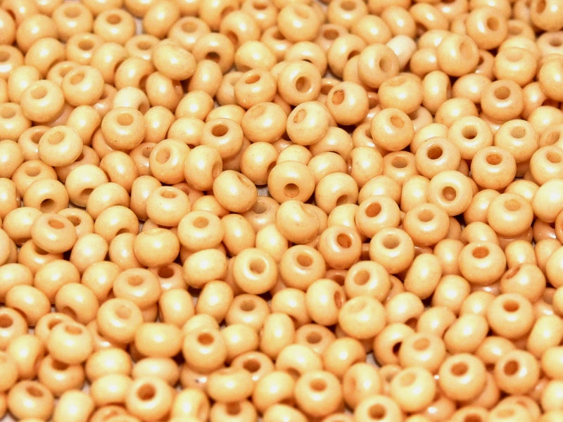20 g 11/0 Seed Beads Preciosa Ornela, Chalk White Champagne Luster, Czech Glass