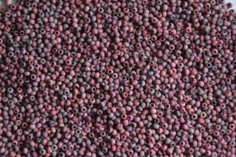 10 g 11/0 Etched Seed Beads, Chalk White Etched Mix Luster, Czech Glass