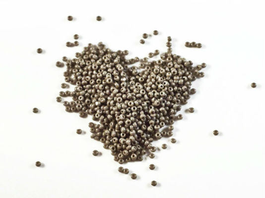 10 g 13/0 1-Cut Seed Beads Charlotte Preciosa Ornela, Gray Opaque, Czech Glass