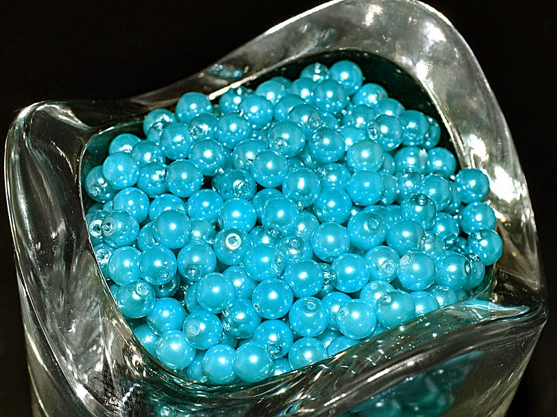 100 pcs Round Pearl Beads, 4mm, Pastel Turquoise, Czech Glass