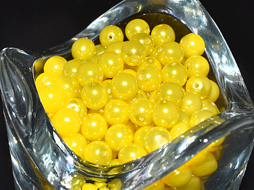 50 pcs Round Pearl Beads, 6mm, Pastel Yellow, Czech Glass