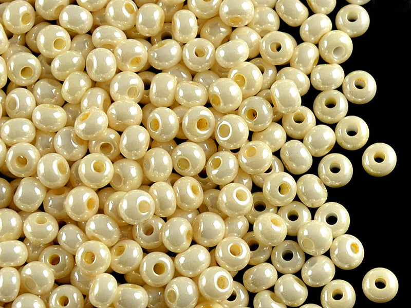 20 g 6/0 Seed Beads Preciosa Ornela, Cream Shell Opaque Luster, Czech Glass