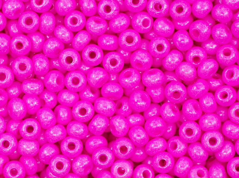 20 g Rocailles 6/0 Chalk Dyed Pink Czech Glass Pink