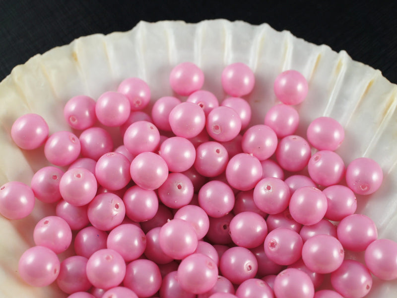 30 pcs Round Pearl Beads, 8mm, Baby Pink Pastel, Czech Glass