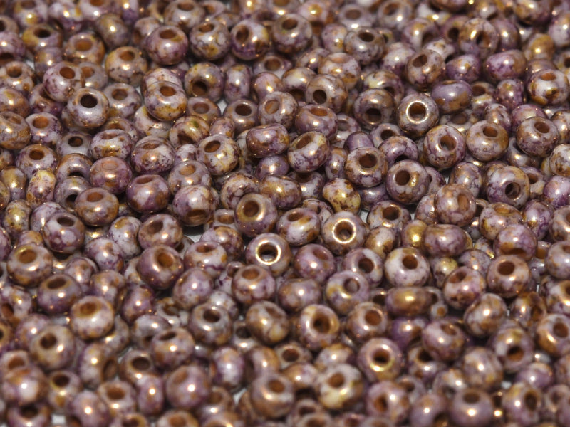 20 g 8/0 Seed Beads, Chalk White Lila Gold Luster, Czech Glass