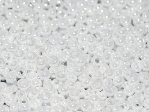 20 g 8/0 Seed Beads, Chalk White Shimmer, Czech Glass