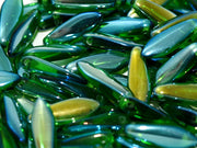 Dagger Beads 5x16 mm, Chrysolite Full Light AB, Czech Glass