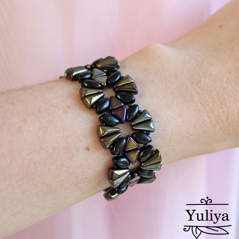 PDF Tutorial Bracelet “Black And Brown Iris”