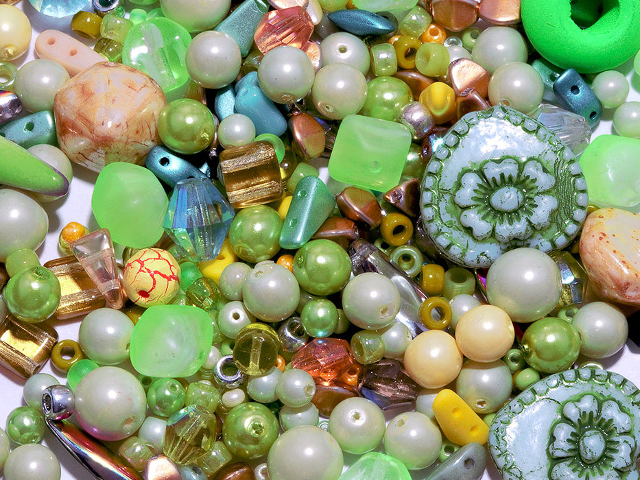65 g (2,29 oz) Unique Mix of Czech Glass Beads for Jewelry Making, Beads & Bead assortments. Pressed Beads, Matubo, Rocailles et al. Mixed Shapes and Size, Composition Lollipops