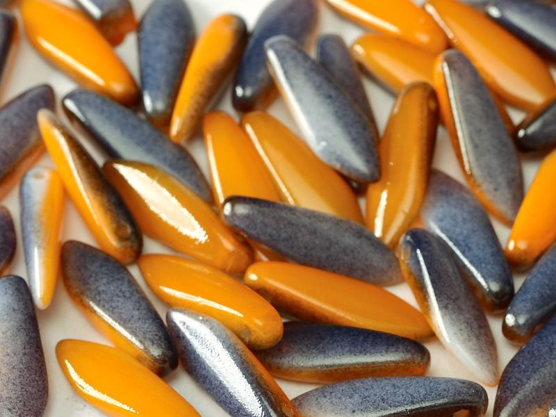 Dagger Beads 5x16 mm, Chalk White Funky Copper, Czech Glass