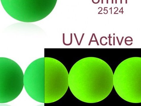 30 pcs Round NEON ESTRELA Beads, 8mm, Green (UV Active), Czech Glass