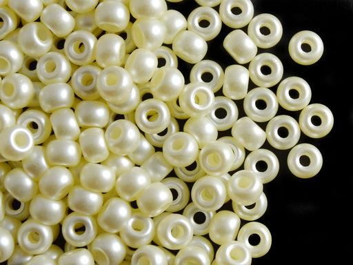 50 pcs Pony Pressed Beads, 2mm Hole, 5.5mm, Pastel Light Cream, Czech Glass
