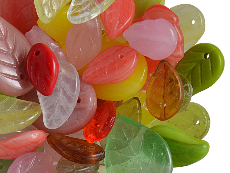 40 g Mix Beads, Various Shapes, Leaflets, Czech Glass