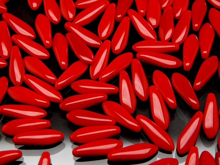 25 pcs Dagger Pressed Beads, 5x16mm, Coral Opaque, Czech Glass