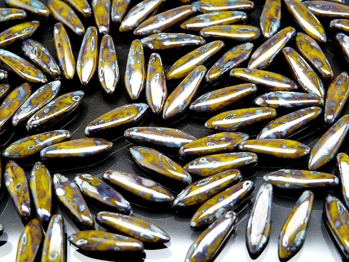 25 pcs Dagger Pressed Beads, 5x16mm, Opaque Green Picasso, Czech Glass