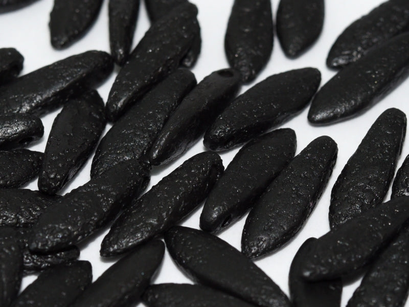 25 pcs Dagger Beads, 5x16mm, 1-Hole, Czech Glass, Alabaster Metallic Black Etched